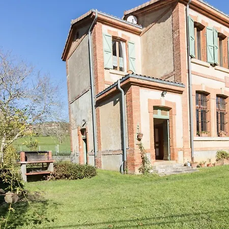 Ancienne Ecole * Montbrun-Bocage