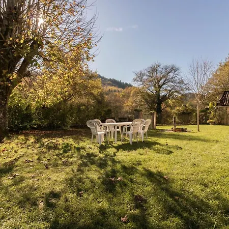 Casa de Férias Ancienne Ecole Montbrun-Bocage