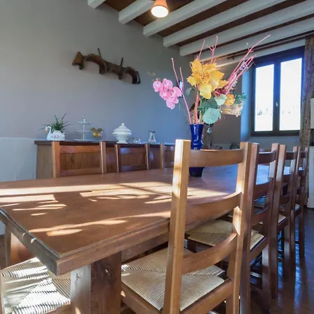 Casa de Férias Ancienne Ecole Montbrun-Bocage