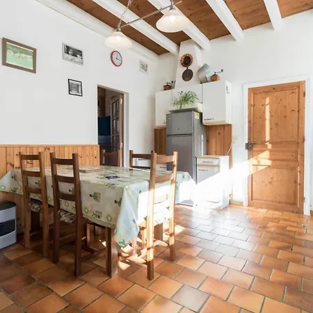 Casa de Férias Ancienne Ecole Montbrun-Bocage