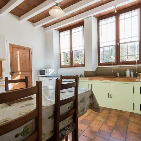 Ancienne Ecole * Montbrun-Bocage